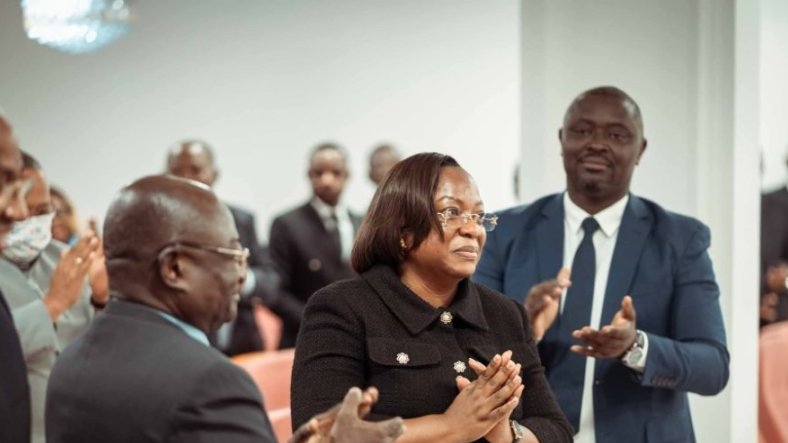Huguette Yvonne Nyana-Ekoume prend les rênes de la chambre haute 