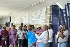 Libreville : Les employés de la Poste S.A menacent de rentrer en grève pour les salaires impayés