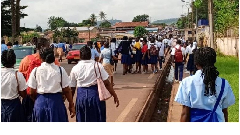 Violences en milieu scolaire : jusqu’à 5 ans de prison et 1 million de FCFA d’amende