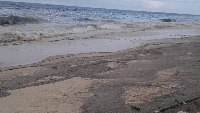 Alerte à Mayumba : la pollution refait surface sur les plages