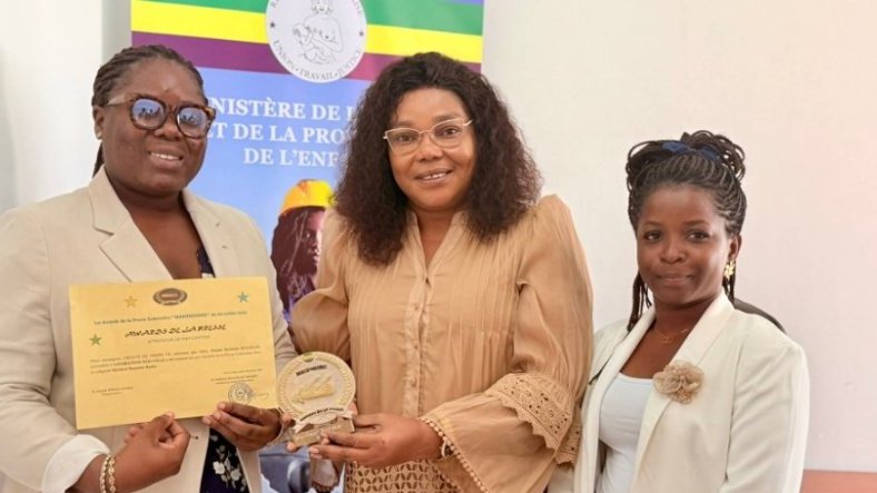 Awards de la presse gabonaise Makongonio 2025 : Denise Billogue sacrée meilleure  reporter radio