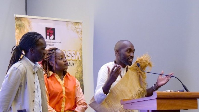 NZILA MAVASSA&nbsp;: le patrimoine des jumeaux punu à l’écran 