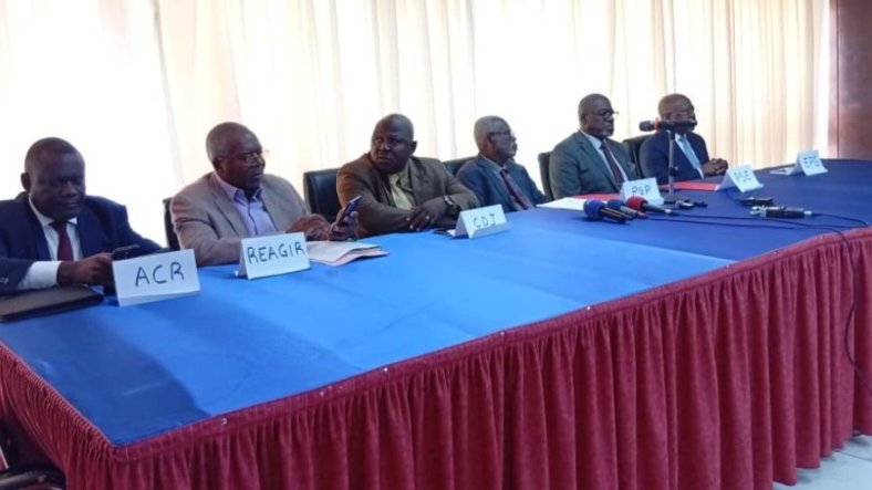 Gabon&nbsp;: Une nouvelle coalition de l’opposition face aux &laquo;&nbsp;dérives&nbsp;&raquo; de la Cinquième République