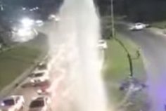 Accident spectaculaire au PK5 : une canalisation éventrée, un véhicule pulvérisé, mais aucun blessé grave