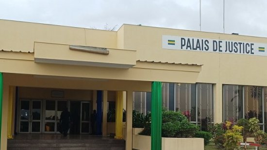 Justice&nbsp;: Maître Mouyaga Inès Leslie condamnée à six mois de prison avec sursis et 13 millions de FCFA de dommages et intérêts