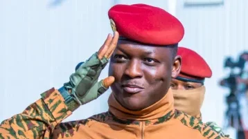 Burkina Faso&nbsp;: dissolution des partis, une décision majeure du Conseil des ministres