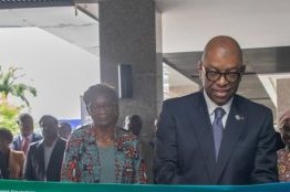 Économie/Activités du Vice-président de la République&nbsp;: Barro Chambrier inauguré le siège de la SFI à Libreville