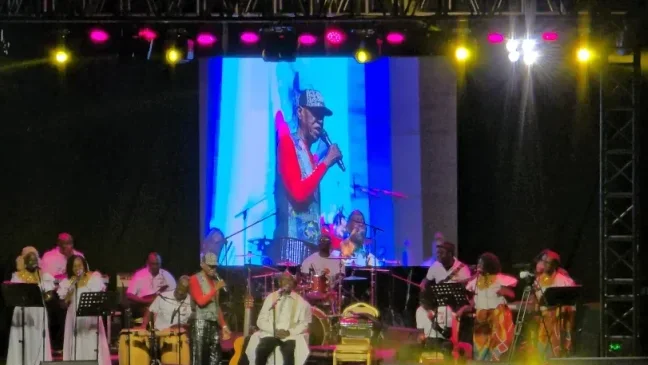 Gabon&nbsp;: Omboué en communion avec Pierre Claver Akendengué pour un concert historique dans sa ville natale