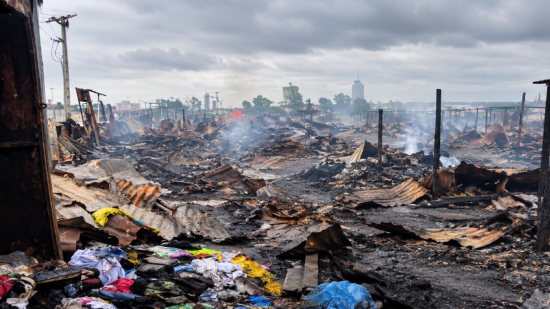 Charbonnages&nbsp;: le feu ravage le marché et laisse les commerçants face à leurs pertes