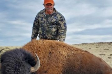 Fait-divers&nbsp;: la mort d’un chasseur millionaire de 75 ans après une attaque d’éléphants, relance le débat sur la chasse au gros gibier au Gabon 