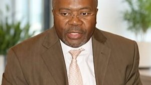 Gabon&nbsp;: Paul-Marie Yembit, le successeur qui ne le fut jamais