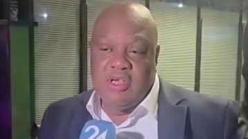 Pierre Wilfried Okoumba «&nbsp;Kamitatu Lénine d’Andjogo&nbsp;»&nbsp;: retour au Gabon sous fond de controverse